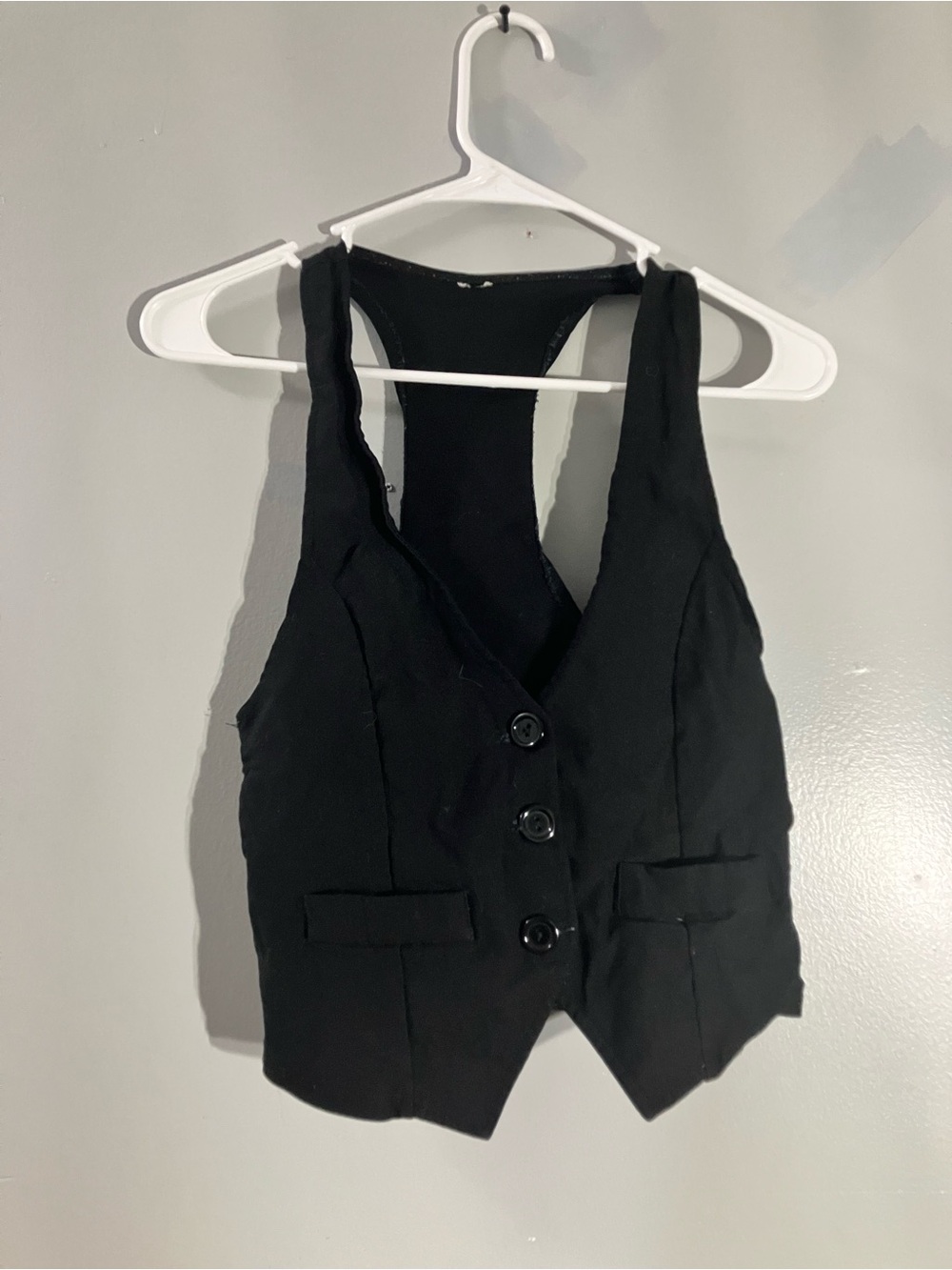 Black Women's Button-Front Vest - Sleek Tailored Style